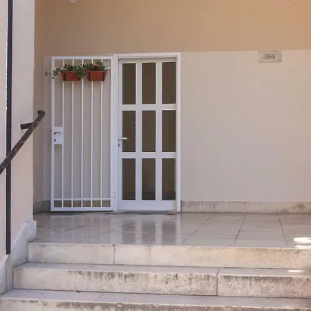 Sundelight Apartment *
